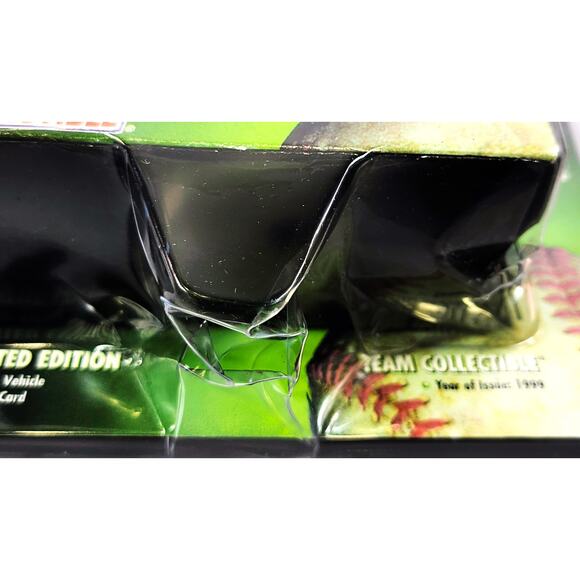 White Rose Collectibles KEN GRIFFEY JR. FLEER CARD w/ SEATTLE MARINERS PICK-UP - Picture 8 of 8